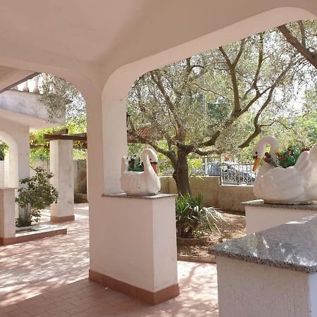 Villa 2 Swans Peroj Exterior foto